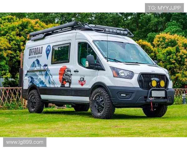 118W起,美国原装进口福特四驱底盘,旅美速腾路航者商旅房车