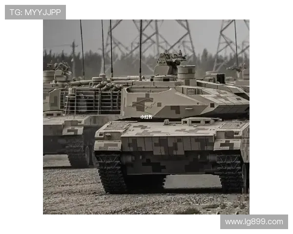 15式坦克首次列装新疆军区 坦克兵王：高原机动猛，隐身能力强